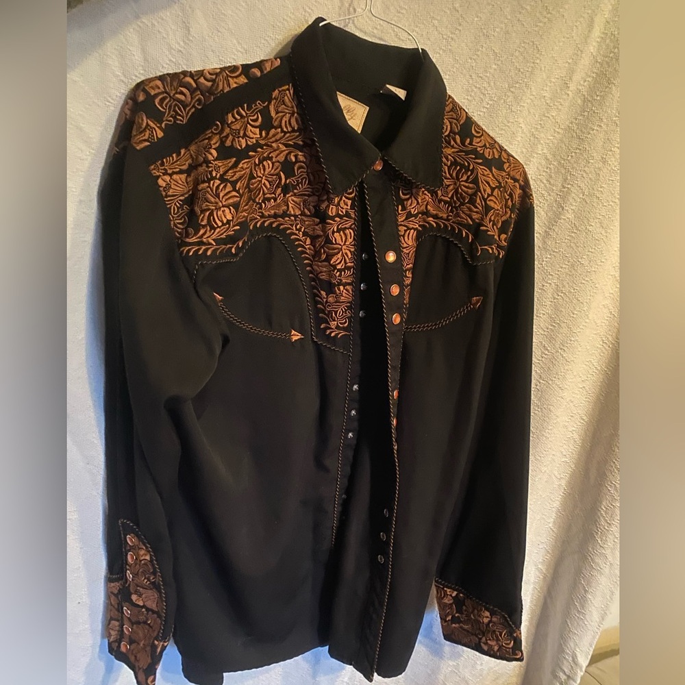 Scully. Men’s large long sleeve snap down shirt